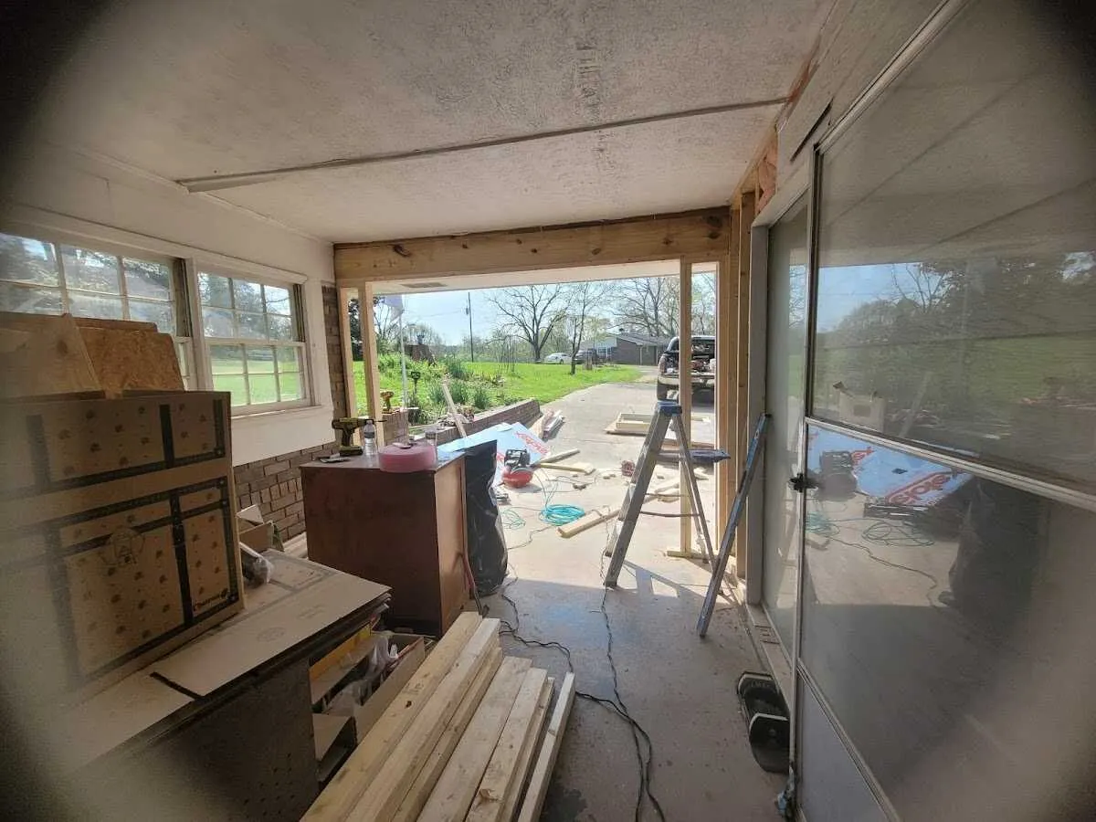 Air movers and dehumidifier for Water Mitigation Services in Allen Park